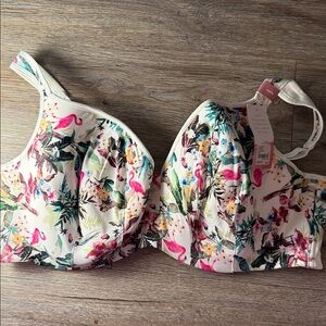 Cacique (Lane Bryant) Balconette bra (44Dd)